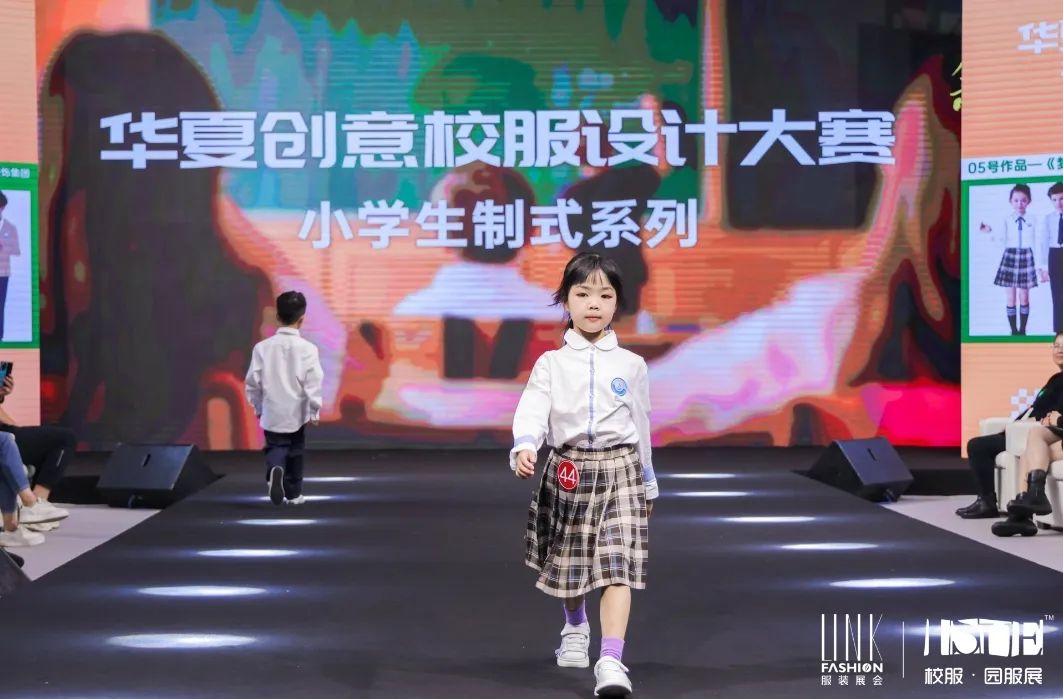 �A�Ą�(chu��ng)��У���O(sh��)Ӌ(j��)��ِ-��̩У�����ƏS��5